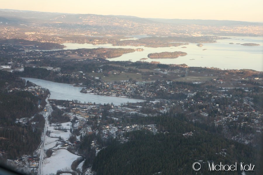 Over Heggedal i Asker ser man snøgrensen innover mot Oslo.