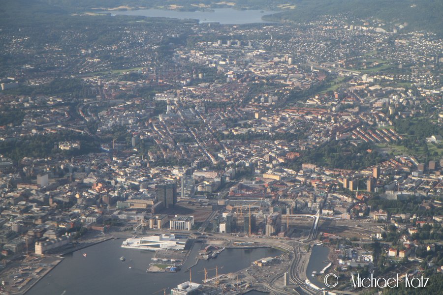 Oslo sentrum fra 3500 ft er en fantastisk skue.