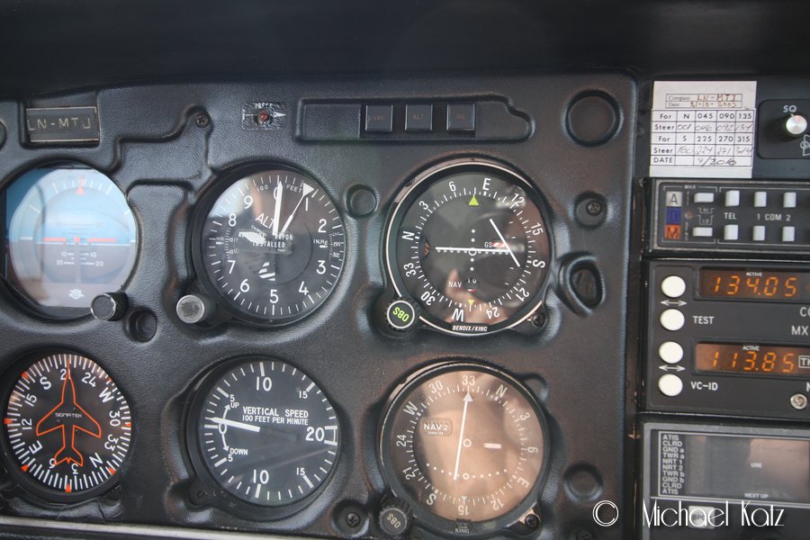 Vel oppe i cruisehøyden på FL80 (Flight Level).