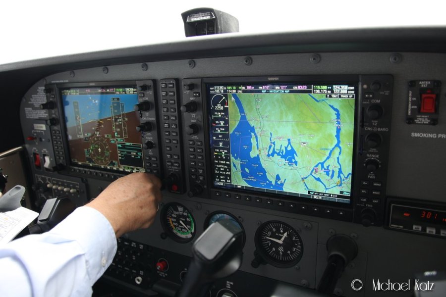 Glasscockpiten i LN-NRO.