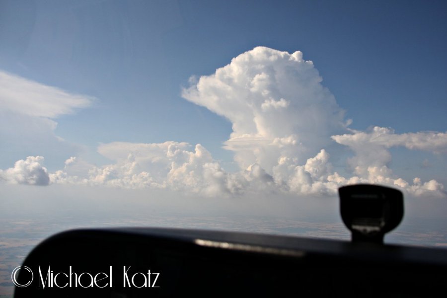 Det er mye tordenværsaktivitet.