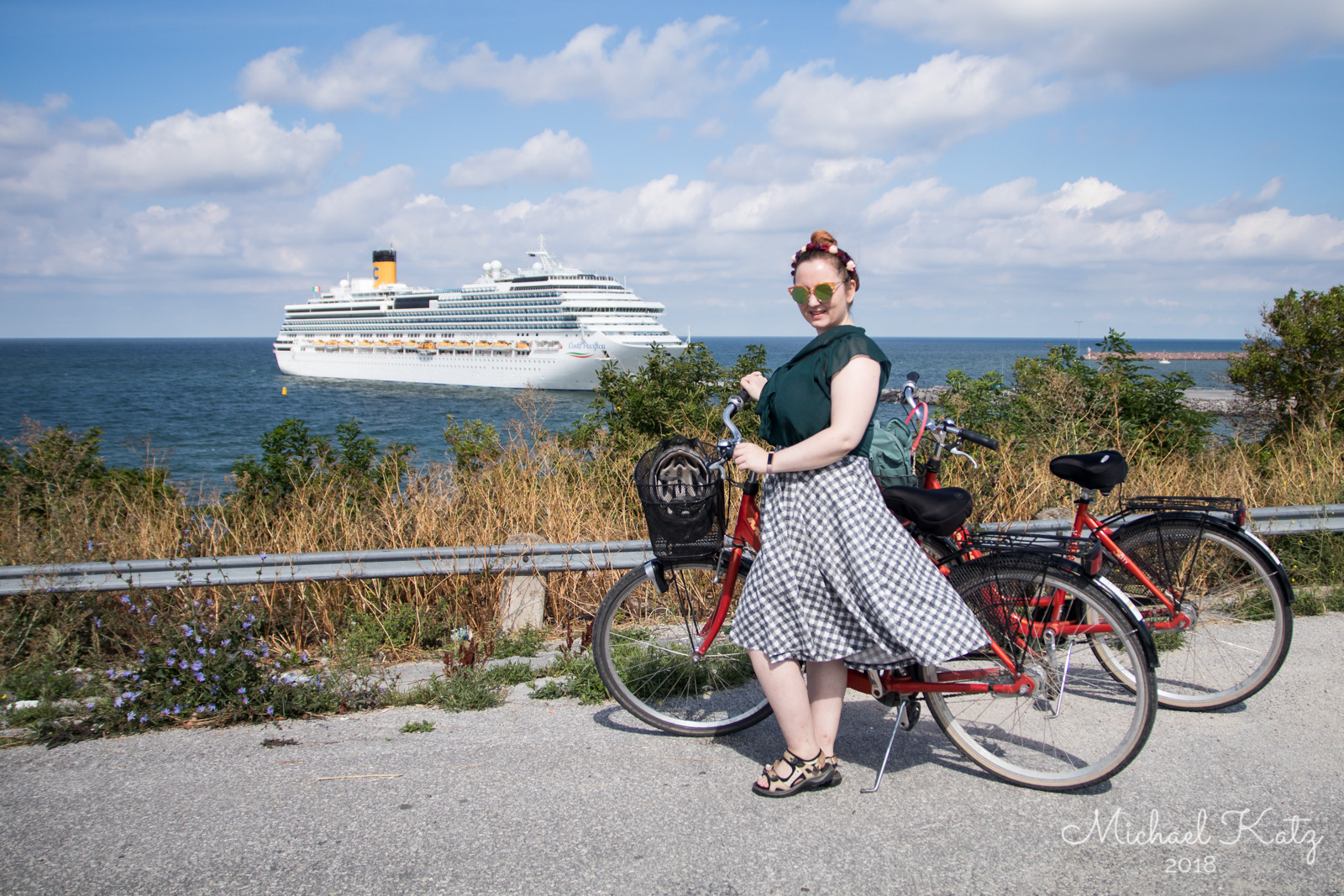 På sykkeltur på landsbygda utenfor Visby.
